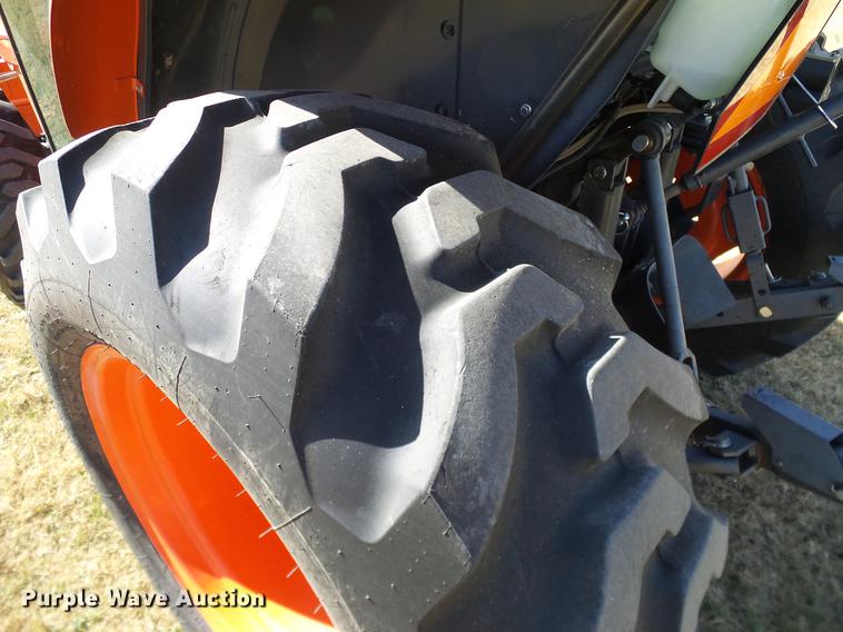 image for item DD1450 2015 Kubota L3560HSTC MFWD tractor