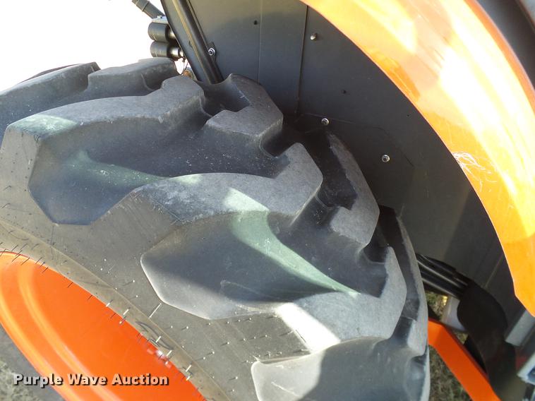 image for item DD1450 2015 Kubota L3560HSTC MFWD tractor