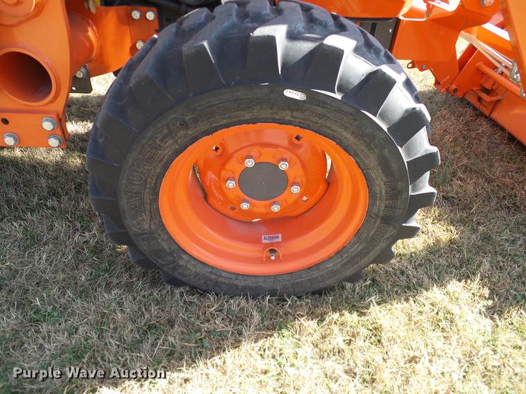 image for item DD1450 2015 Kubota L3560HSTC MFWD tractor