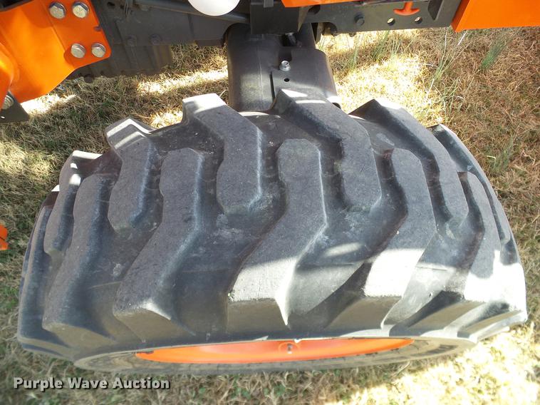 image for item DD1450 2015 Kubota L3560HSTC MFWD tractor