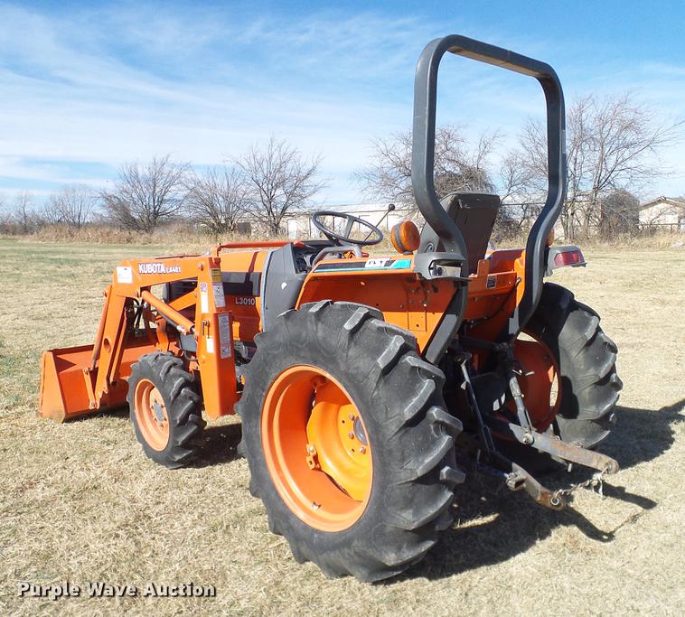image for item DD1451 Kubota L3010GST MFWD tractor
