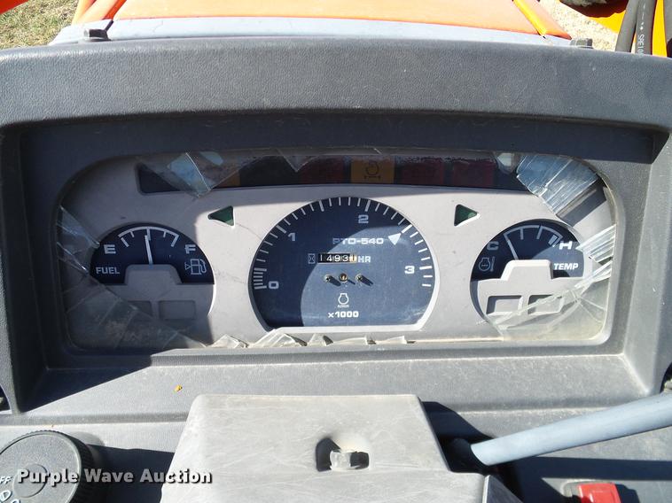 image for item DD1451 Kubota L3010GST MFWD tractor