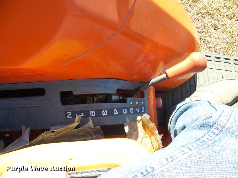 image for item DD1451 Kubota L3010GST MFWD tractor