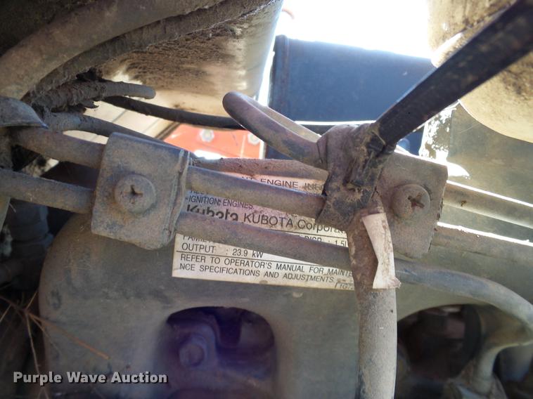 image for item DD1451 Kubota L3010GST MFWD tractor