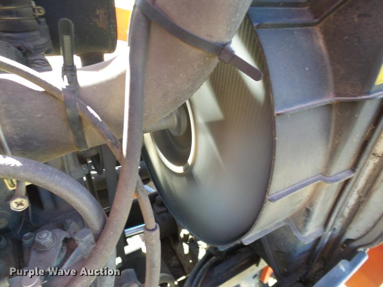 image for item DD1451 Kubota L3010GST MFWD tractor