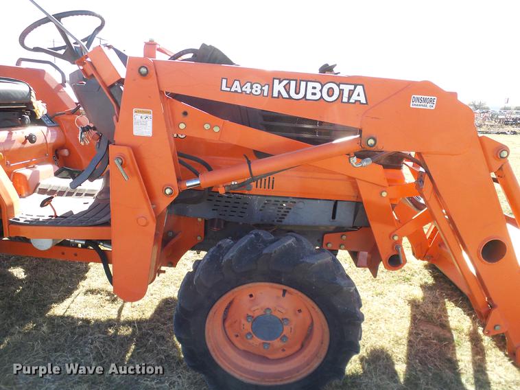 image for item DD1451 Kubota L3010GST MFWD tractor