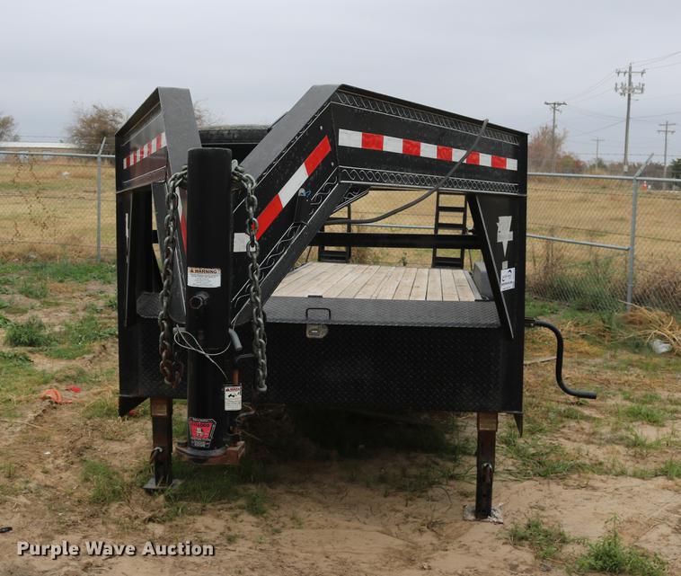 image for item DD1471 2007 PJ C8242 equipment trailer