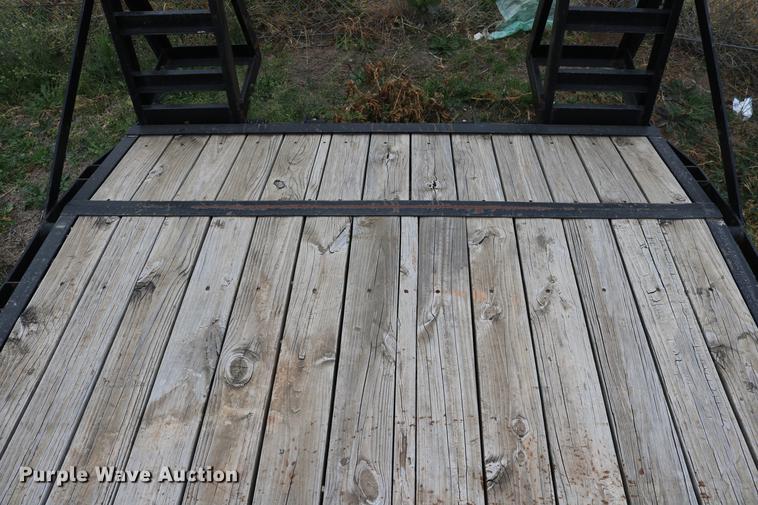 image for item DD1471 2007 PJ C8242 equipment trailer