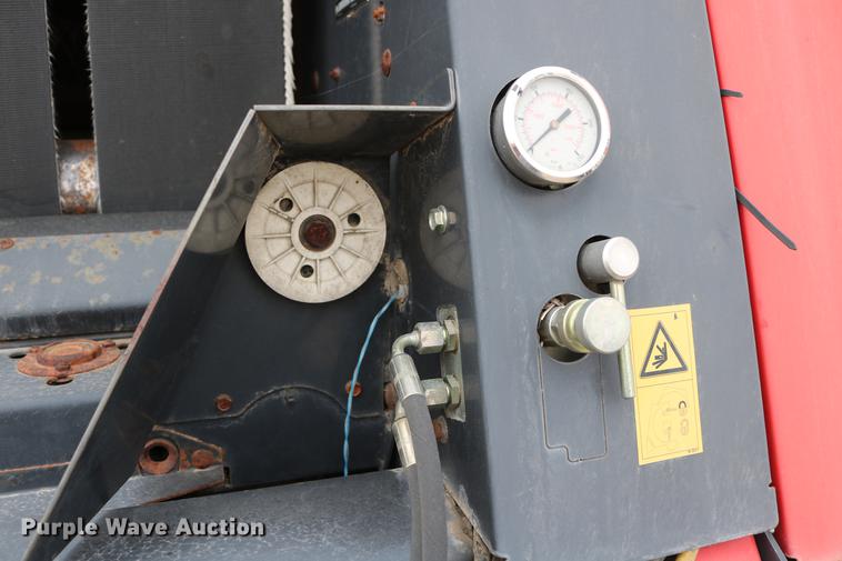 image for item DD1473 Vicon RV1601 Infobale round baler