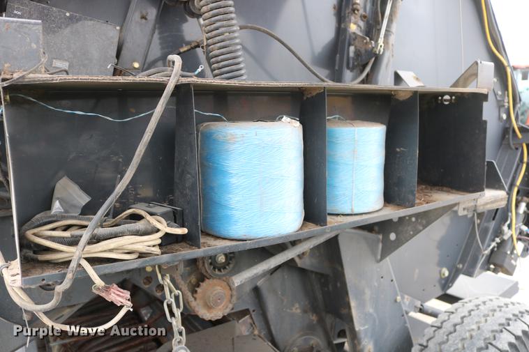 image for item DD1473 Vicon RV1601 Infobale round baler