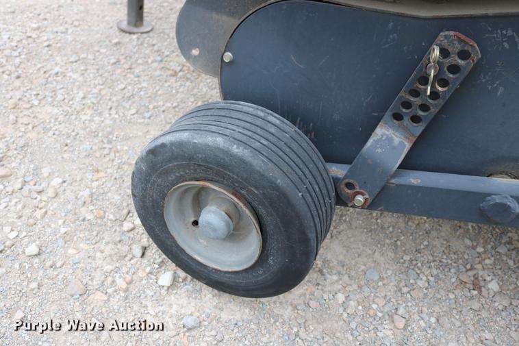 image for item DD1473 Vicon RV1601 Infobale round baler