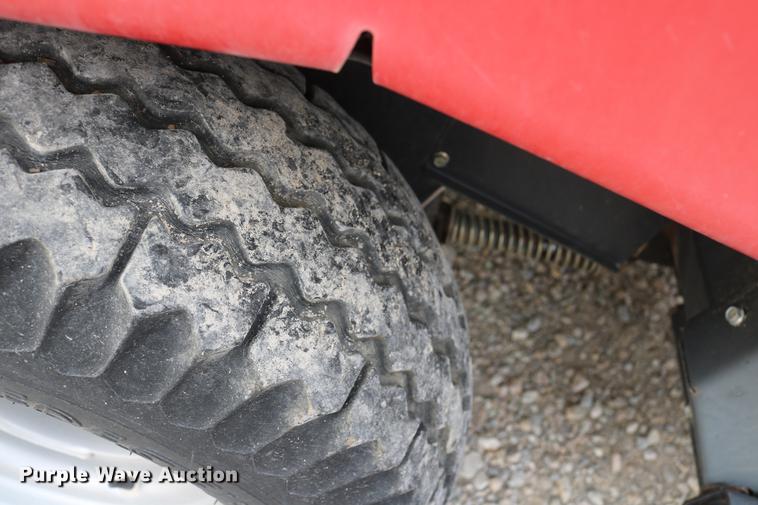 image for item DD1473 Vicon RV1601 Infobale round baler