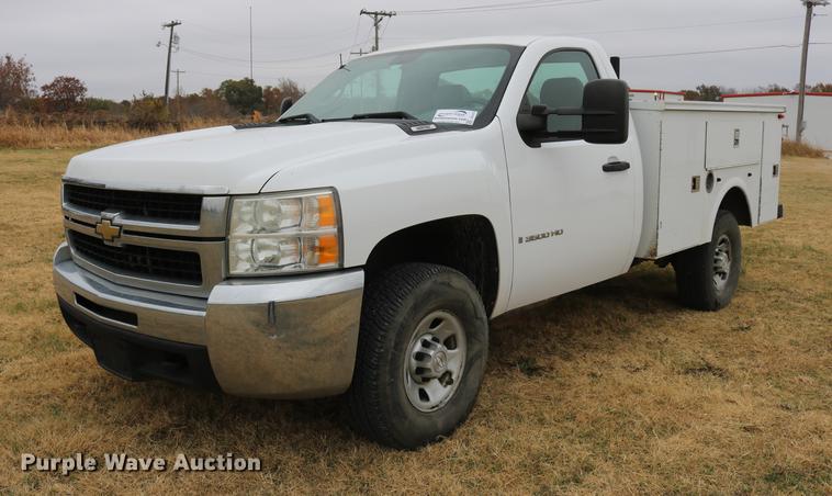 image for item DD1474 2008 Chevrolet Silverado 3500HD utility bed pickup truck