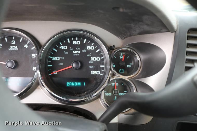 image for item DD1474 2008 Chevrolet Silverado 3500HD utility bed pickup truck