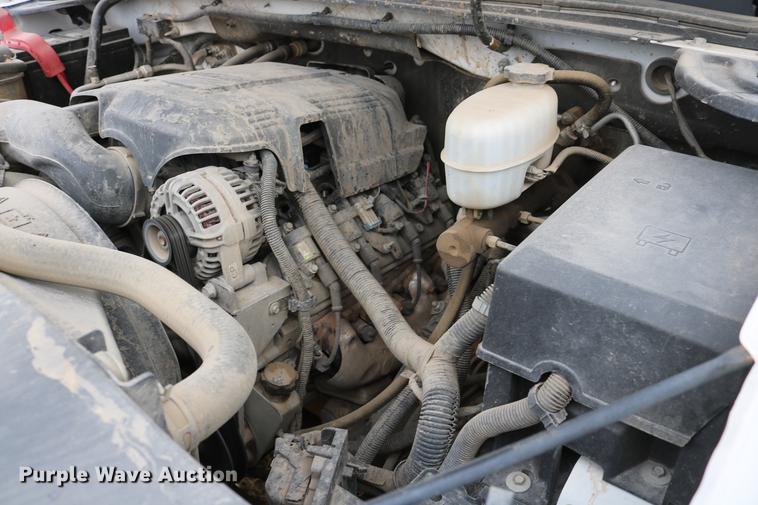 image for item DD1474 2008 Chevrolet Silverado 3500HD utility bed pickup truck