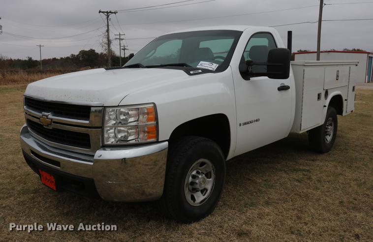 image for item DD1475 2008 Chevrolet Silverado 3500HD utility bed pickup truck