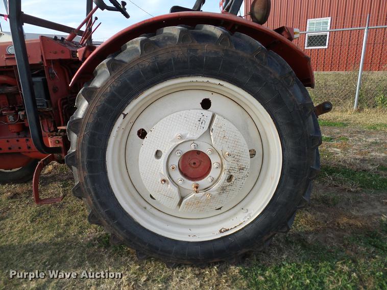 image for item DD1477 Belarus 400A tractor