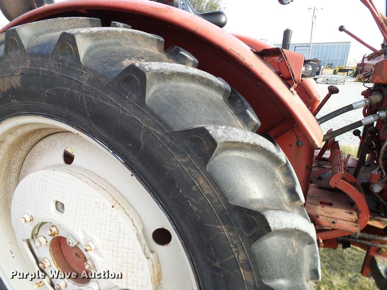 image for item DD1477 Belarus 400A tractor