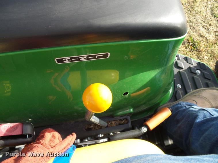 image for item DD1478 2015 John Deere 3038E MFWD tractor