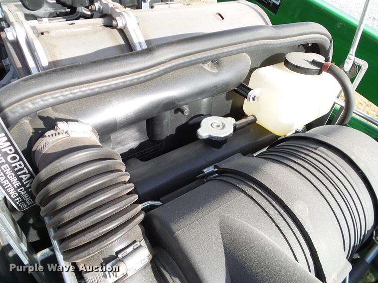 image for item DD1478 2015 John Deere 3038E MFWD tractor