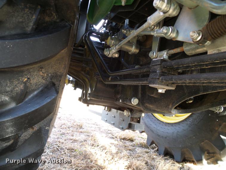 image for item DD1478 2015 John Deere 3038E MFWD tractor