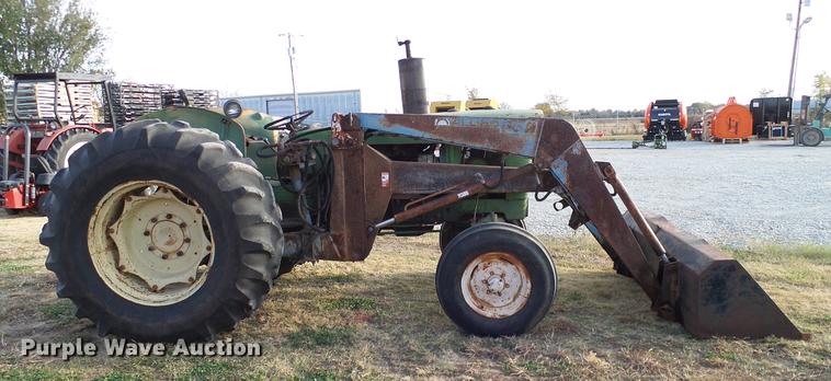 image for item DD1479 John Deere 2120 tractor