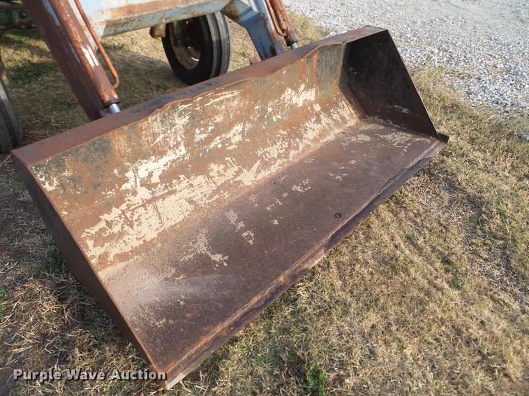 image for item DD1479 John Deere 2120 tractor