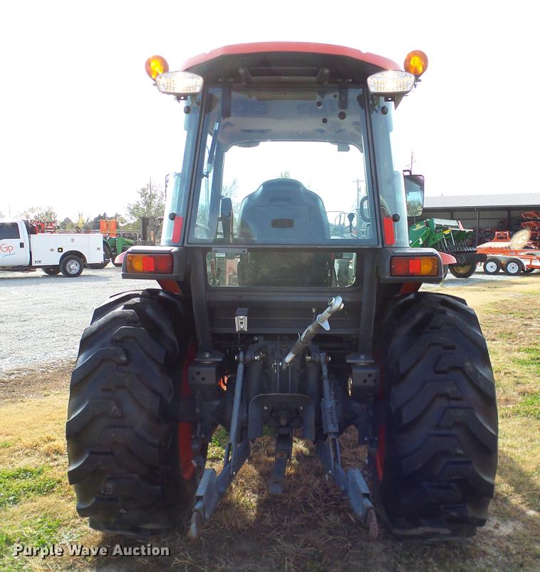 image for item DD1480 2011 Kubota L3240HSTC MFWD tractor