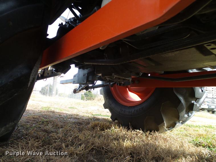 image for item DD1480 2011 Kubota L3240HSTC MFWD tractor