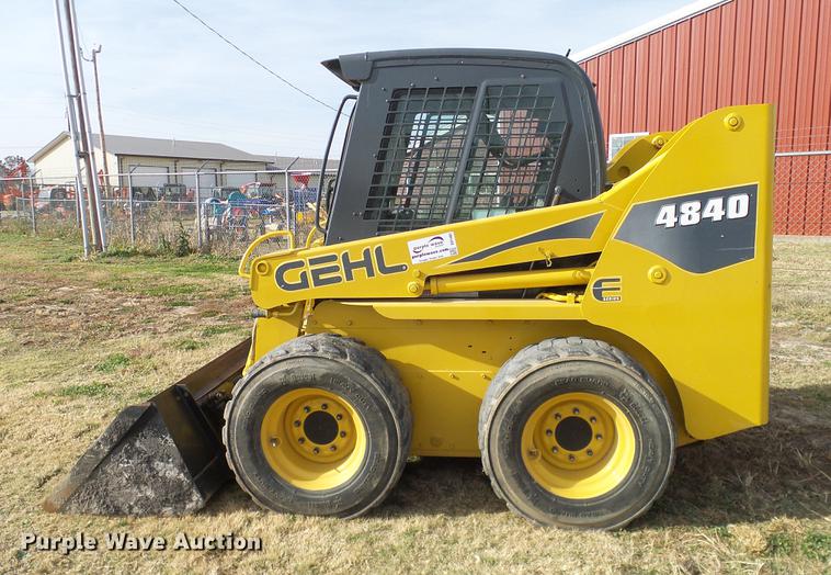 image for item DD1482 2008 Gehl 4840E skid steer