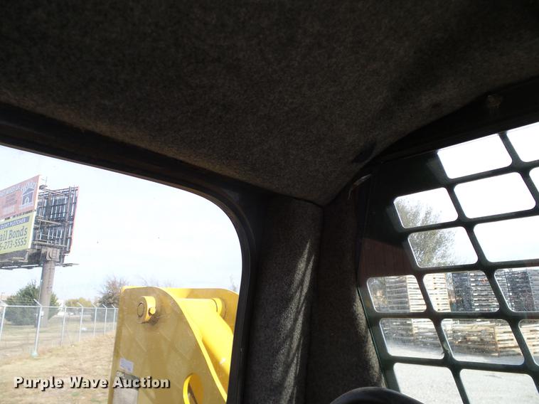 image for item DD1482 2008 Gehl 4840E skid steer