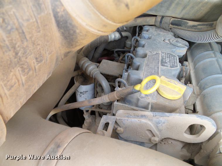 image for item DD1482 2008 Gehl 4840E skid steer