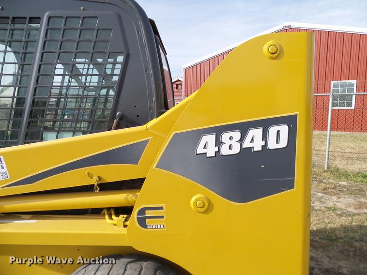 image for item DD1482 2008 Gehl 4840E skid steer