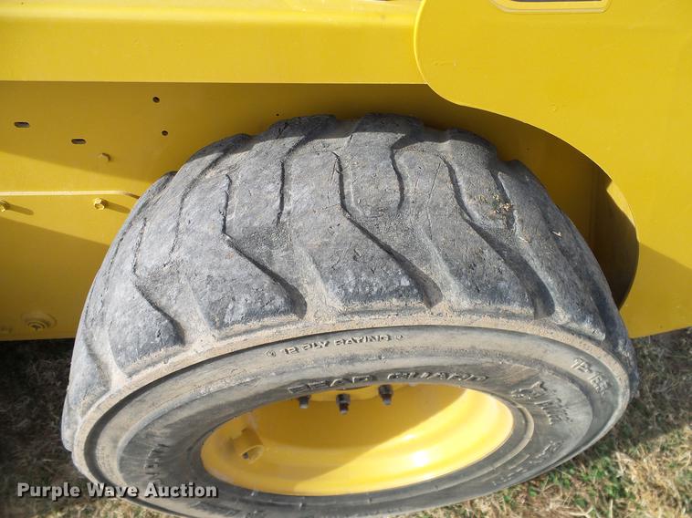 image for item DD1482 2008 Gehl 4840E skid steer