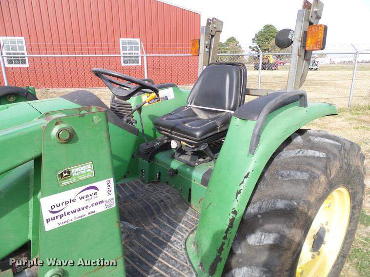 image for item DD1483 1999 John Deere 4500 MFWD tractor