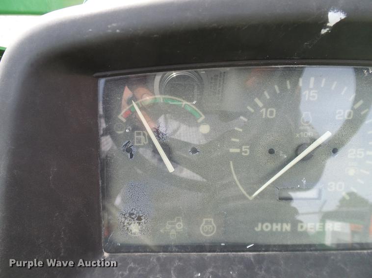 image for item DD1483 1999 John Deere 4500 MFWD tractor