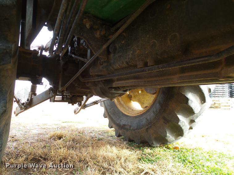 image for item DD1483 1999 John Deere 4500 MFWD tractor