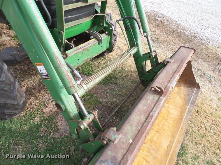 image for item DD1483 1999 John Deere 4500 MFWD tractor