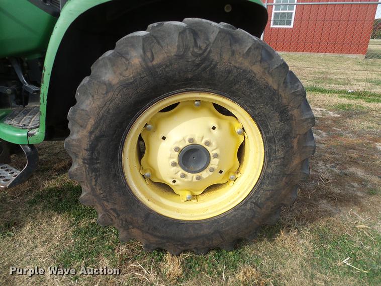 image for item DD1483 1999 John Deere 4500 MFWD tractor