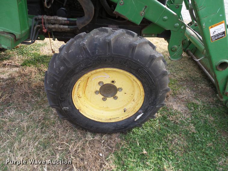 image for item DD1483 1999 John Deere 4500 MFWD tractor