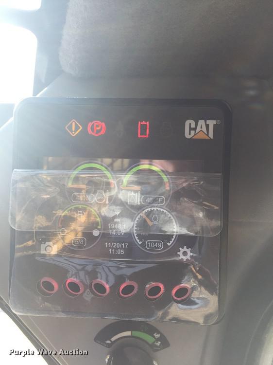 image for item DD1484 2015 Caterpillar 299D skid steer