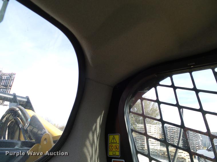 image for item DD1484 2015 Caterpillar 299D skid steer