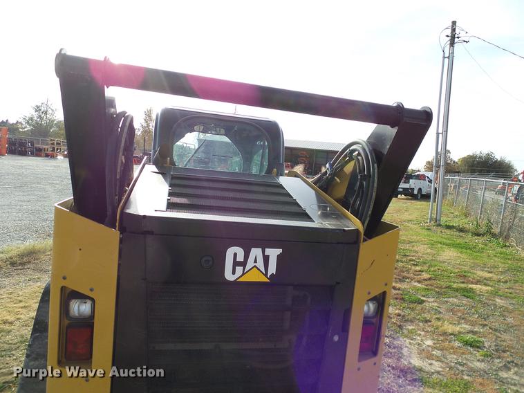 image for item DD1484 2015 Caterpillar 299D skid steer