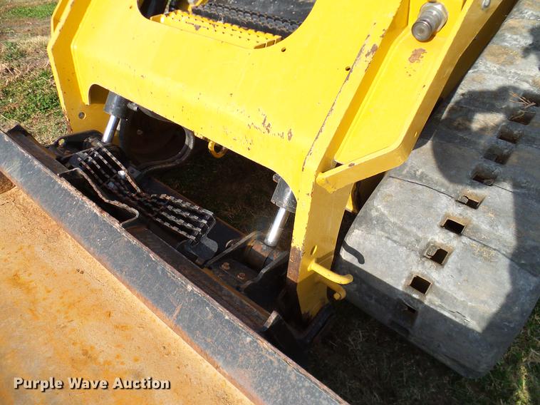 image for item DD1484 2015 Caterpillar 299D skid steer