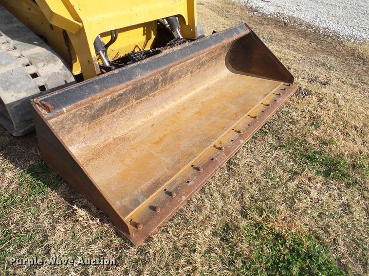 image for item DD1484 2015 Caterpillar 299D skid steer