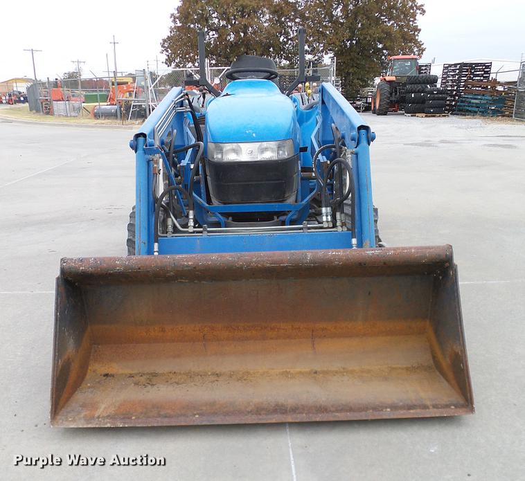 image for item DD1488 1999 New Holland TC29D Deluxe MFWD tractor