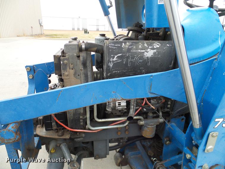 image for item DD1488 1999 New Holland TC29D Deluxe MFWD tractor