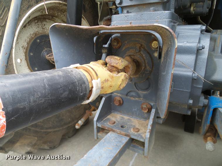 image for item DD1488 1999 New Holland TC29D Deluxe MFWD tractor