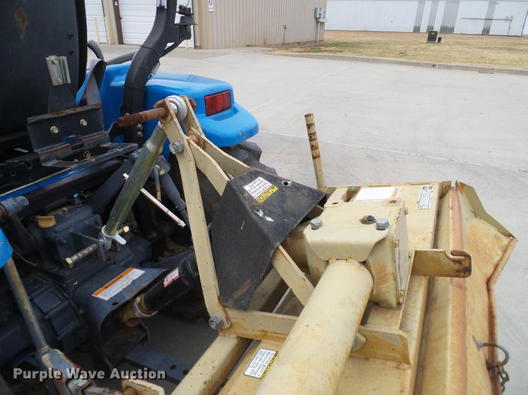 image for item DD1488 1999 New Holland TC29D Deluxe MFWD tractor