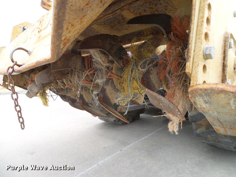 image for item DD1488 1999 New Holland TC29D Deluxe MFWD tractor